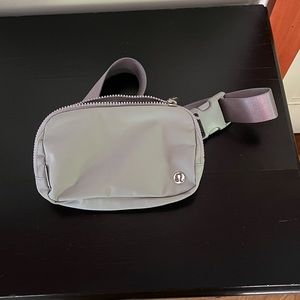 Lululemon Everywhere Belt Bag